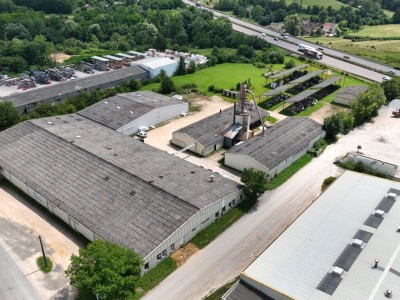LOCAL D ACTIVITE A VENDRE - TOURNUS - 5188 m2 - 1785000€ 