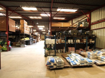 LOCAL D ACTIVITE A VENDRE - TOURNUS - 5188 m2 - 1 491 000 €