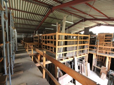 LOCAL D ACTIVITE A VENDRE - TOURNUS - 527 m2 - 250�000�&euro; 